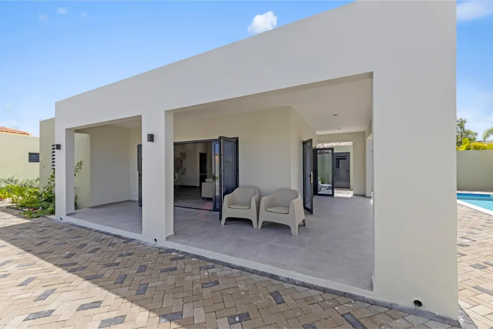 Villa 22: 4 pers. met zwembad en tuin, Mambo Beach, Curaçao