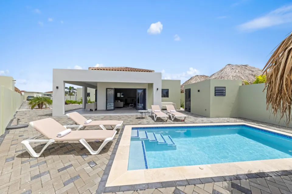 Villa 22: 4 pers. met zwembad en tuin, Mambo Beach, Curaçao