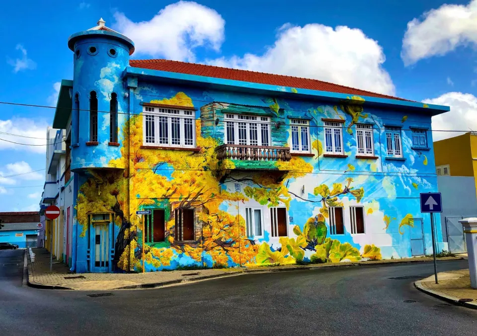 Muurschildering op een gevel in Otrobanda, Willemstad